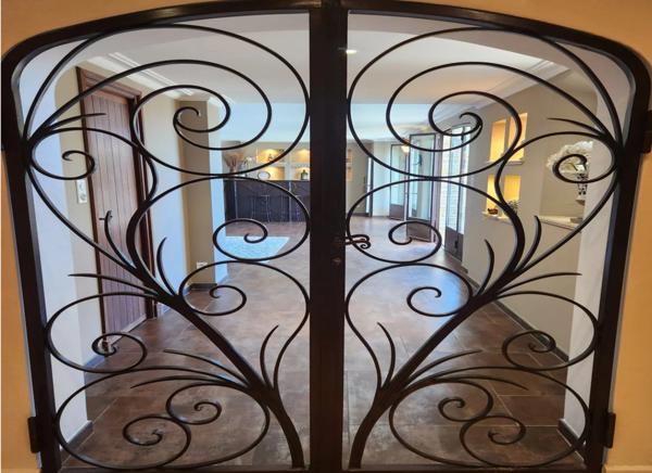 Allauch (13190) BASTIDE / MAISON / VILLA, 350 m² AU CALME - VUE PANORAMIQUE GARLABAN - PISCINE, MARSEILLE 11ème ALLAUCH / LA