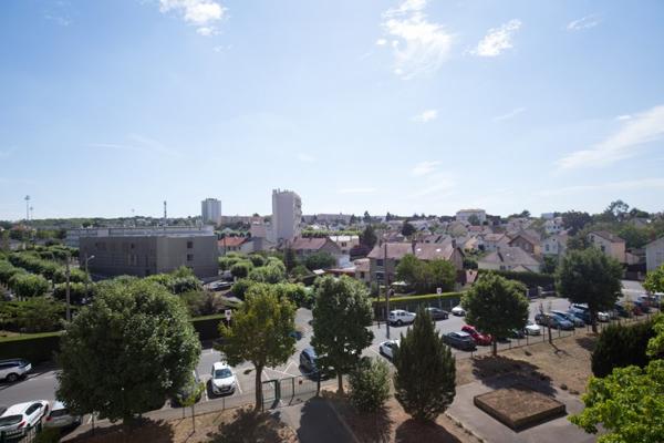 Appartement à vendre |                                       Mantes-la-Ville |                                        4 pièces  |  74 m²