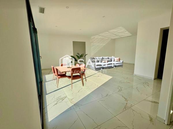 VILLA T4 114m2, 3 FACES, PLAIN PIED AVEC JARDIN 367m2 et GARAGE