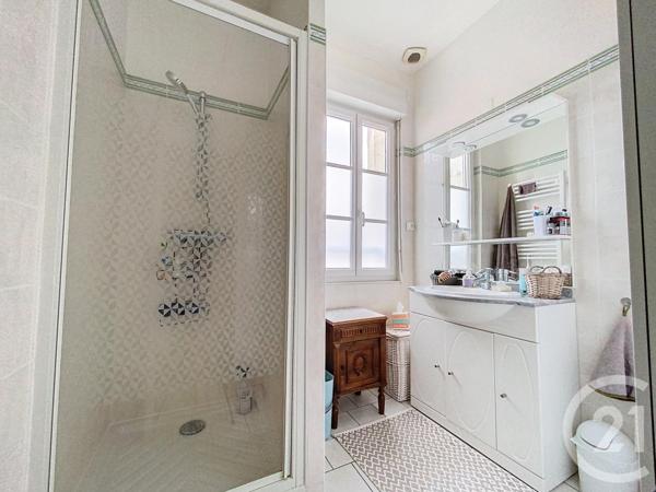 Appartement F3 à vendre  3 pièces - 69,61 m2 ROCHEFORT - 17