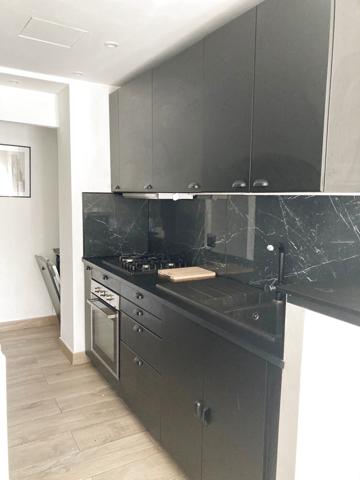 Saint-Mandrier-sur-Mer (83430) Lumineux appartement T4 avec garage