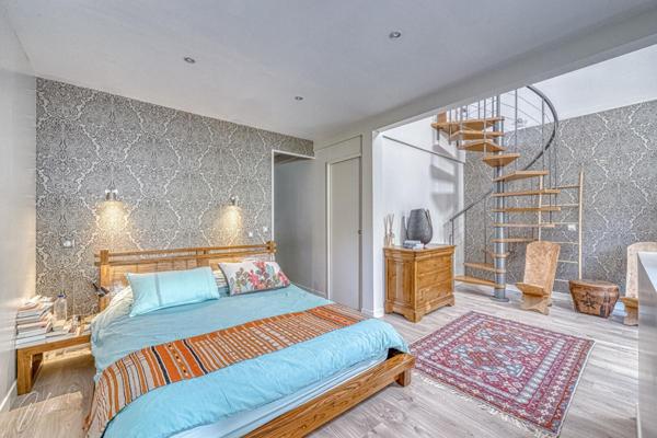 Saint Leu la Forêt - Maison  atypique de 230 m2