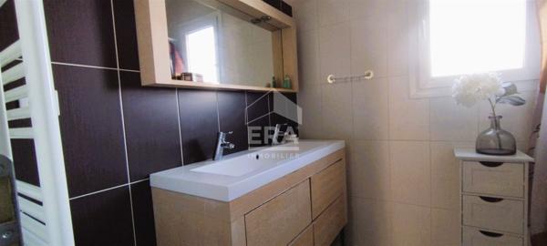 TRES BELLE CONTEMPORTAINE DE PLAIN-PIED