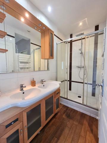 Maison ancienne de 11 pièces à vendre à Quimperlé - Proche commodités