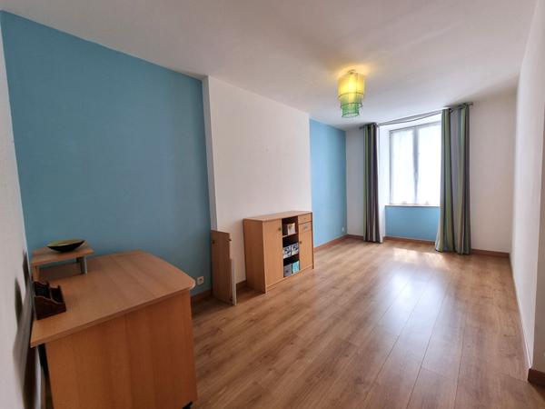 Maison ancienne de 11 pièces à vendre à Quimperlé - Proche commodités