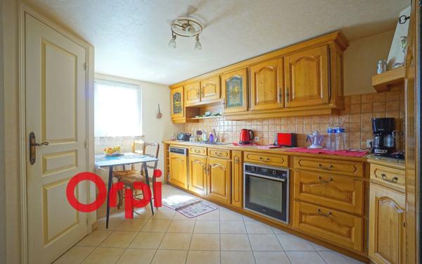 Maison à vendre    4 pièces •  Orbec