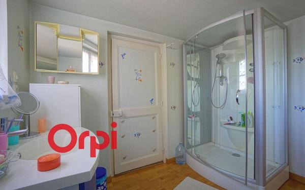 Maison à vendre    4 pièces •  Orbec