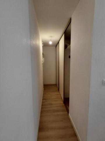 A LOUER BREST CENTRE JAURES/GAMBETTA/PROCHE GARE- STUDIO - 22.8 M2