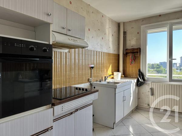 Appartement F3 à vendre  3 pièces - 58,91 m 2   ROANNE  - 42
