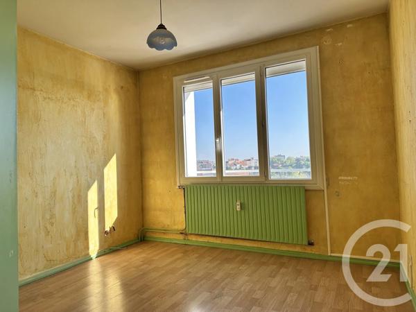 Appartement F3 à vendre  3 pièces - 58,91 m 2   ROANNE  - 42