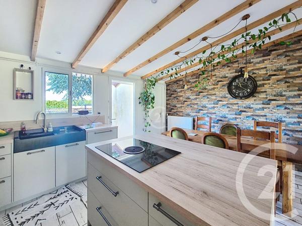 Maison à vendre  5 pièces - 121,23 m 2   CHARVIEU CHAVAGNEUX  - 38