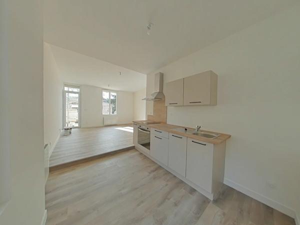 Appartement à louer  2 pièces • 48,50 m2 Romans-sur-Isère