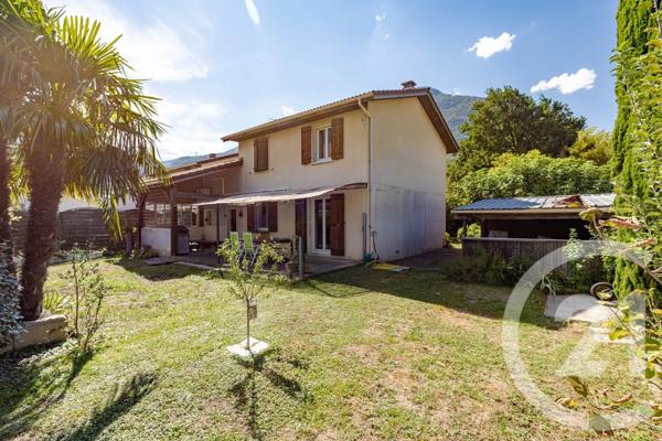 Maison à vendre  6 pièces - 120 m 2   SASSENAGE  - 38
