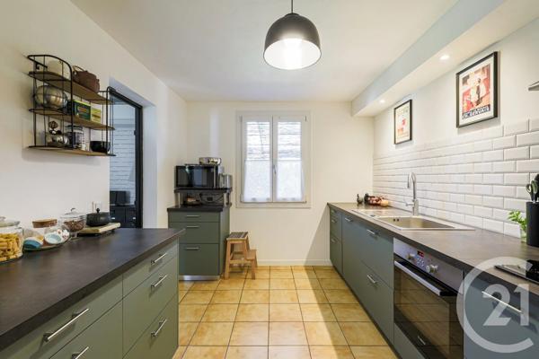 Maison à vendre  6 pièces - 120 m 2   SASSENAGE  - 38