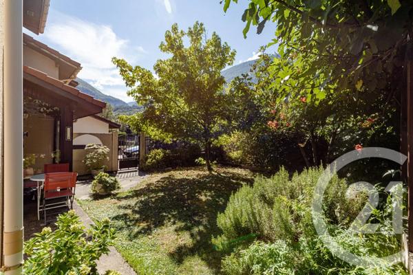 Maison à vendre  6 pièces - 120 m 2   SASSENAGE  - 38