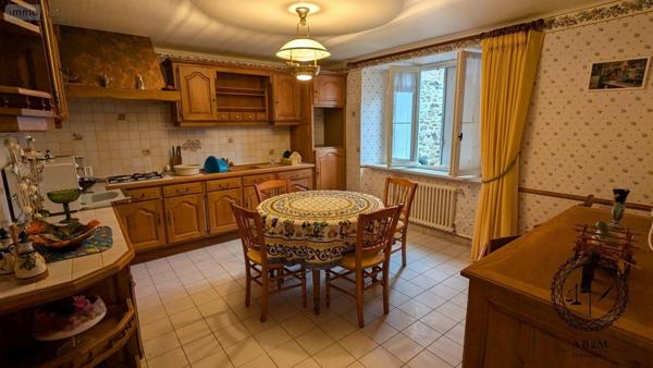 Immeuble à vendre à Perros-Guirec dans les Côtes-d'Armor (22700), ref : VI050-22093