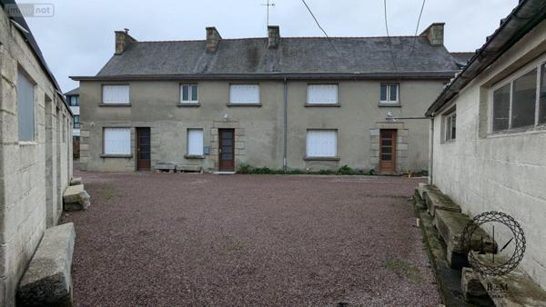Immeuble à vendre à Perros-Guirec dans les Côtes-d'Armor (22700), ref : VI050-22093