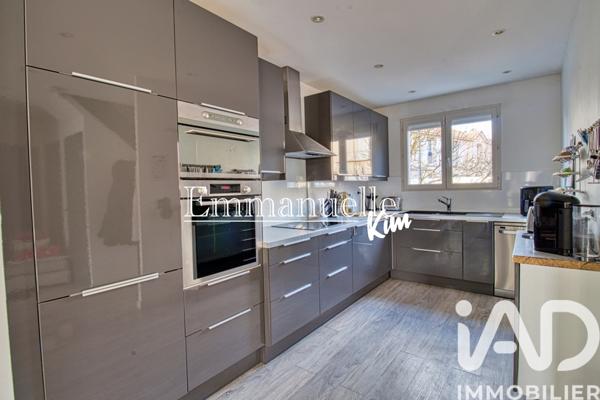 Maison à vendre 6 pièces 132 m² Carrières-sous-Poissy