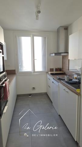 MAGNIFIQUE T3 AVEC CLIMATISATION ET BALCON