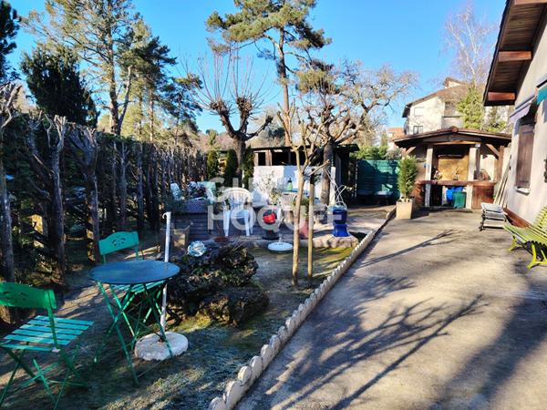 Maison Saint Pierre Du Mont 5 pièce(s) 125 m2