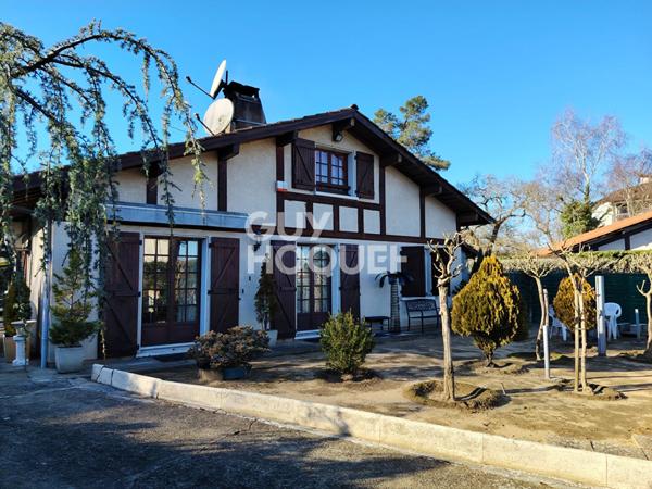 Maison Saint Pierre Du Mont 5 pièce(s) 125 m2