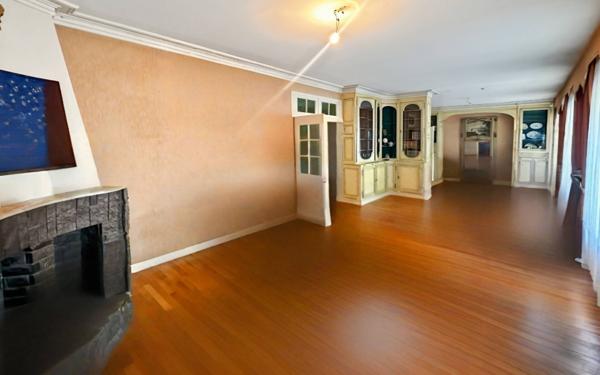 Appartement à vendre    5 pièces • 161,78 m2 Lorient