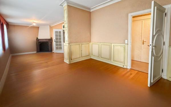 Appartement à vendre    5 pièces • 161,78 m2 Lorient