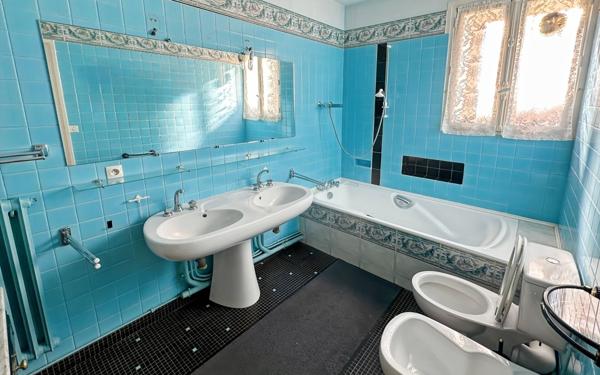 Appartement à vendre    5 pièces • 161,78 m2 Lorient