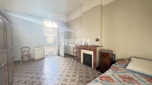 Lunel (34400) Appartement de charme type 4 et vaste terrasse