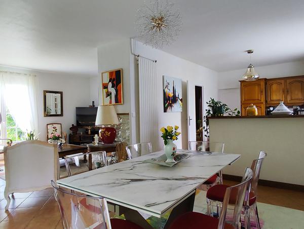 A VENDRE - CHATELAILLON PLAGE - Grande et belle maison de plain pied ,  proche de la plage et des commerces