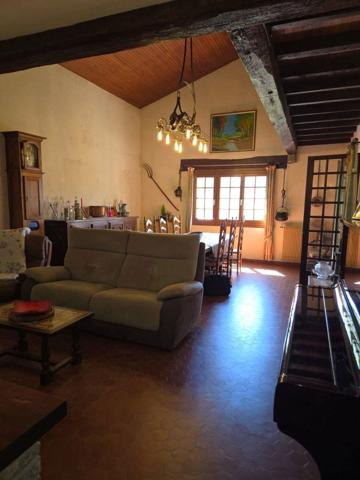 MAISON DE CARACTERE