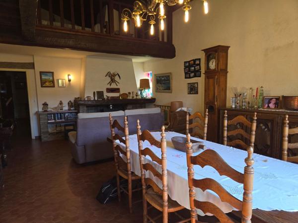 MAISON DE CARACTERE