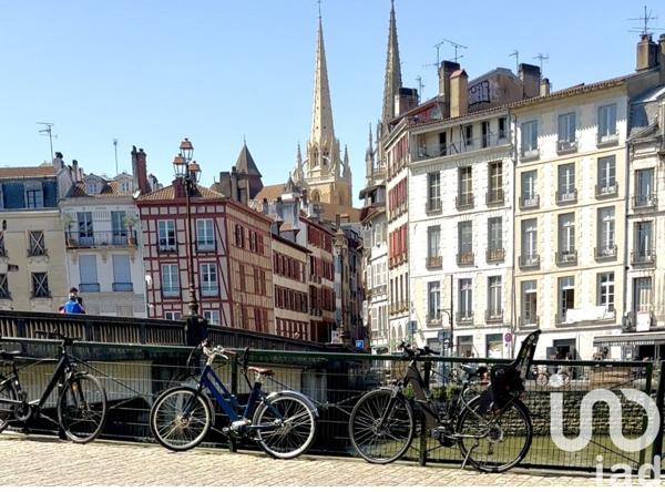 Appartement 3 pièces de 63 m² à Bayonne (64100)