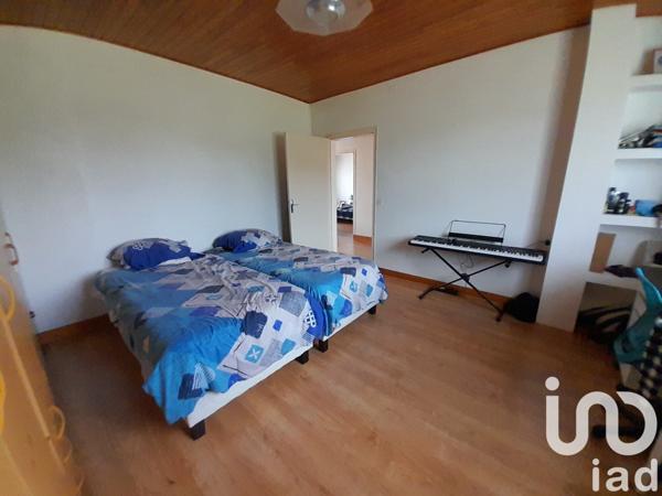 Maison à vendre 7 pièces 202 m² La Chapelle-Montbrandeix