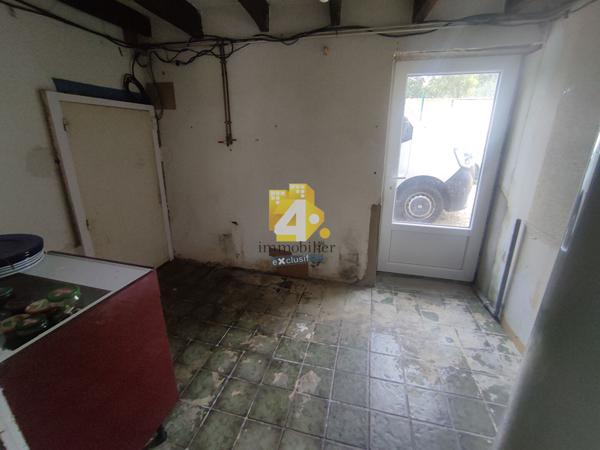 Maison - 8 pièces - 250 m²