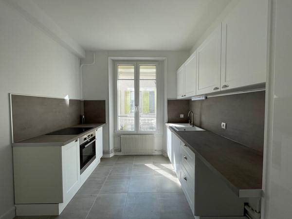 TYPE 2, REIMS - COURS LANGLET