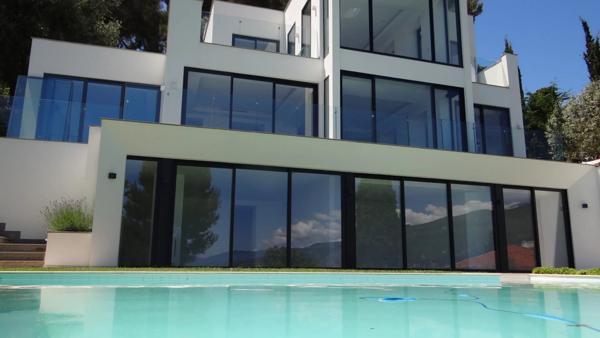 Vente Villa 5 pièces 240 m2 à Roquebrune-Cap-Martin