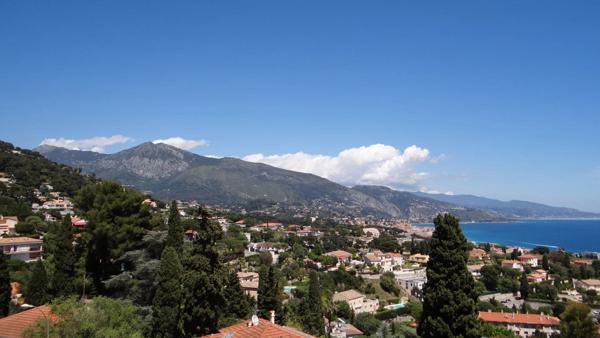Vente Villa 5 pièces 240 m2 à Roquebrune-Cap-Martin