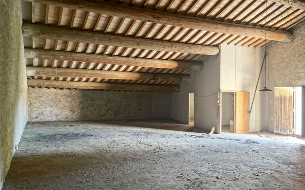 Maison à vendre    1 pièce •  Marseillan