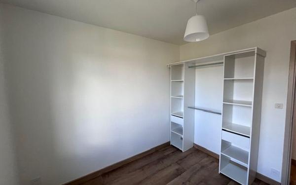 Maison à louer    5 pièces •  Caussade