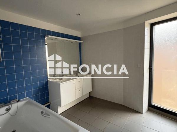 Location Appartement 4 pièces 105.53 m² - 8 RUE ALBERT EINSTEIN Draveil 91210