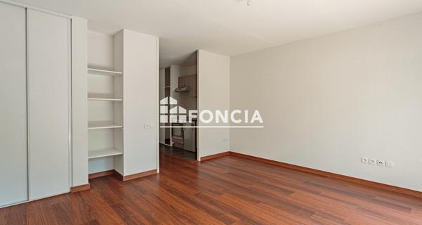À vendre Studio 32.96 m² - Bayonne 64100