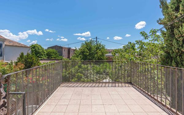 Appartement à vendre    5 pièces •  Pertuis