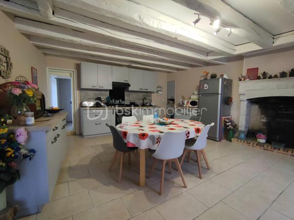 Maison ancienne de 130,69 m²