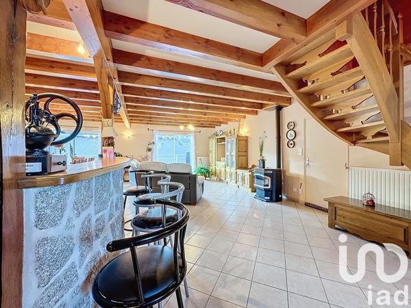 Immeuble à vendre 591 m² Fournels