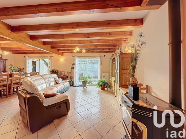 Immeuble à vendre 591 m² Fournels