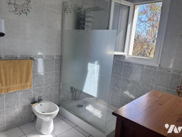 Maison 4 faces avec piscine