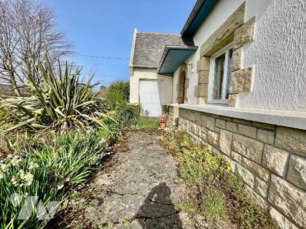 Maison à Vendre à Penvénan (22710) en Côtes-d'Armor (22)

Situation en centre ville, avec une...