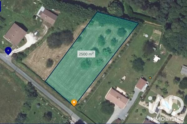 Terrain à vendre 2 506 m² Châlus