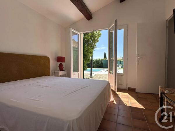 Maison à vendre  5 pièces - 140 m 2   LA CADIERE D AZUR  - 83